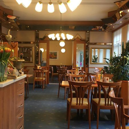 Cafe Feldmann & Pension باد سودين أليندورف المظهر الخارجي الصورة